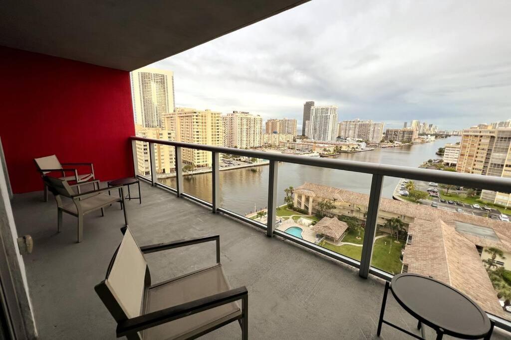 Beachwalk 1B 1B Incredible View Apartment 14 A ฮาลลันเดลบีช ภายนอก รูปภาพ