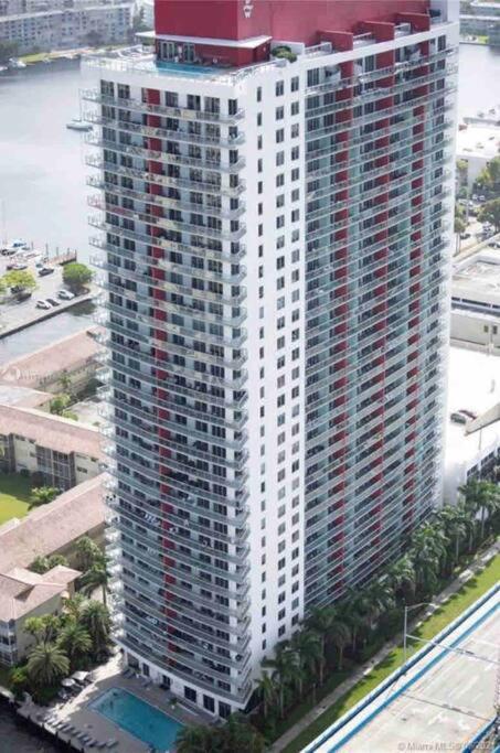 Beachwalk 1B 1B Incredible View Apartment 14 A ฮาลลันเดลบีช ภายนอก รูปภาพ